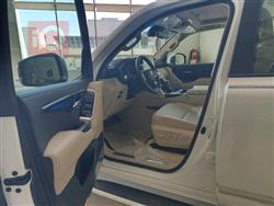 تۆیۆتا لاند کروزەر